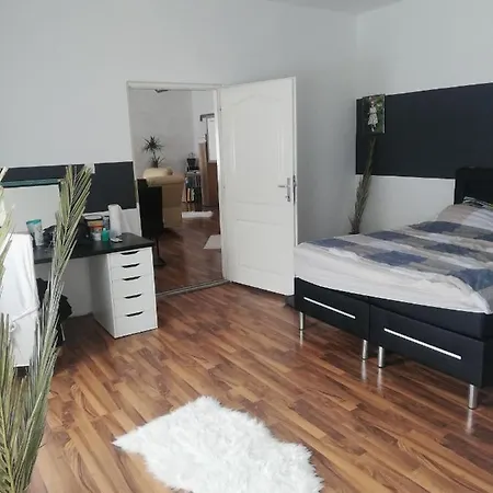 Lorena Apartment *
